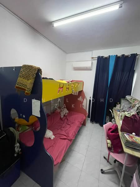 Apartment for Sale at Idaman Apartment - Danial Mohd Zaki - Bedroom - PropertyGuru.com.my