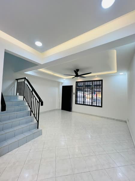 2-storey Terraced House for Sale in Johor Bahru (Johor) - Mohd Faez - Living Room - PropertyGuru.com.my