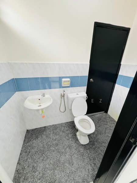 2-storey Terraced House for Sale in Johor Bahru (Johor) - Mohd Faez - Bathroom - PropertyGuru.com.my
