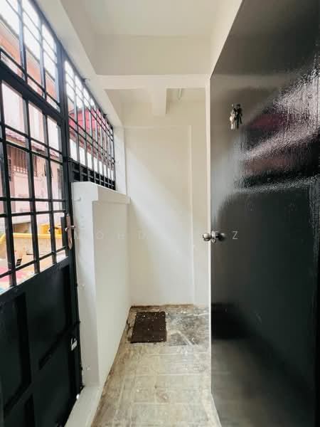 2-storey Terraced House for Sale in Johor Bahru (Johor) - Mohd Faez - Entrance - PropertyGuru.com.my