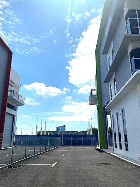 Factory for Rent in Perdana Industrial Park (Puchong) - Aida Ramle - Exterior - PropertyGuru.com.my