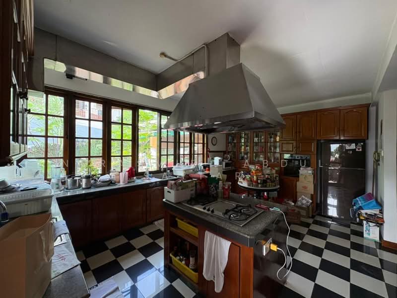 Country Heights Kajang untuk Untuk Dijual - RM 5,900,000, Mac 2026 - Kitchen - PropertyGuru.com.my