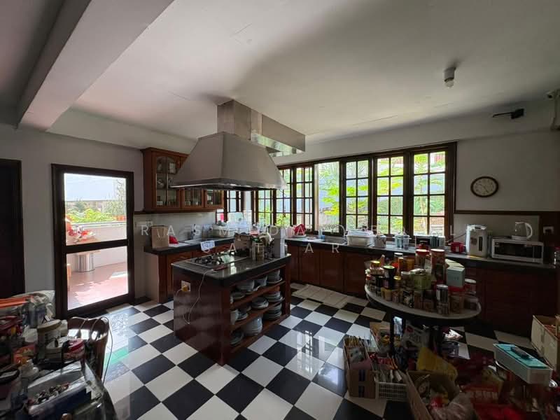 Country Heights Kajang untuk Untuk Dijual - RM 5,900,000, Mac 2026 - Kitchen - PropertyGuru.com.my