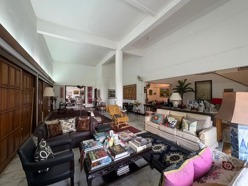 Country Heights Kajang untuk Untuk Dijual - RM 5,900,000, Mac 2026 - Living Room - PropertyGuru.com.my