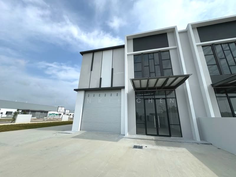Semi-D Factory for Rent in Eco Business Park 1 (Johor Bahru) - Frankie Chen - Exterior - PropertyGuru.com.my