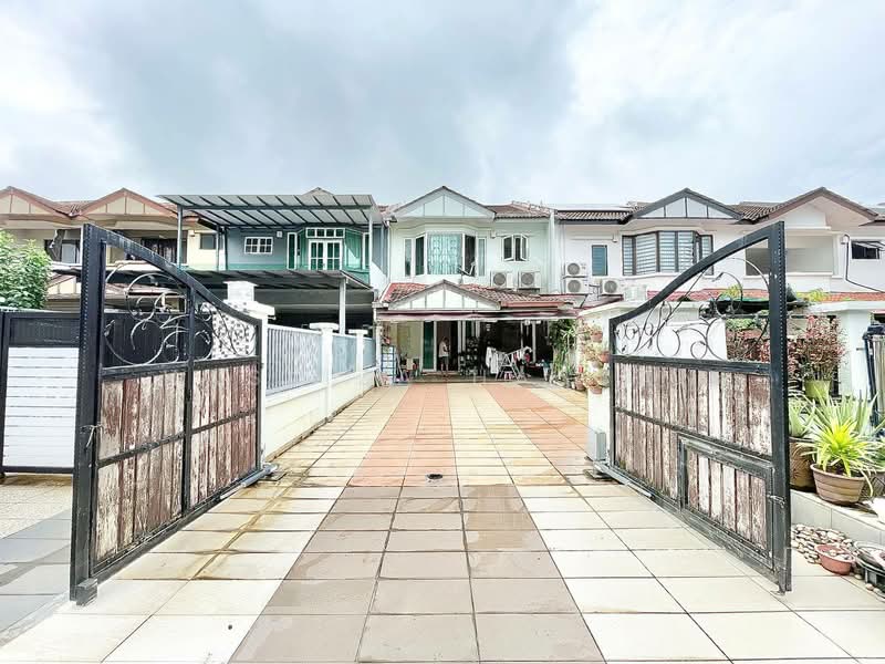 2.5-storey Terraced House for Sale in Taman Mutiara Indah (Puchong) - Hasliza Hassan - Exterior - PropertyGuru.com.my