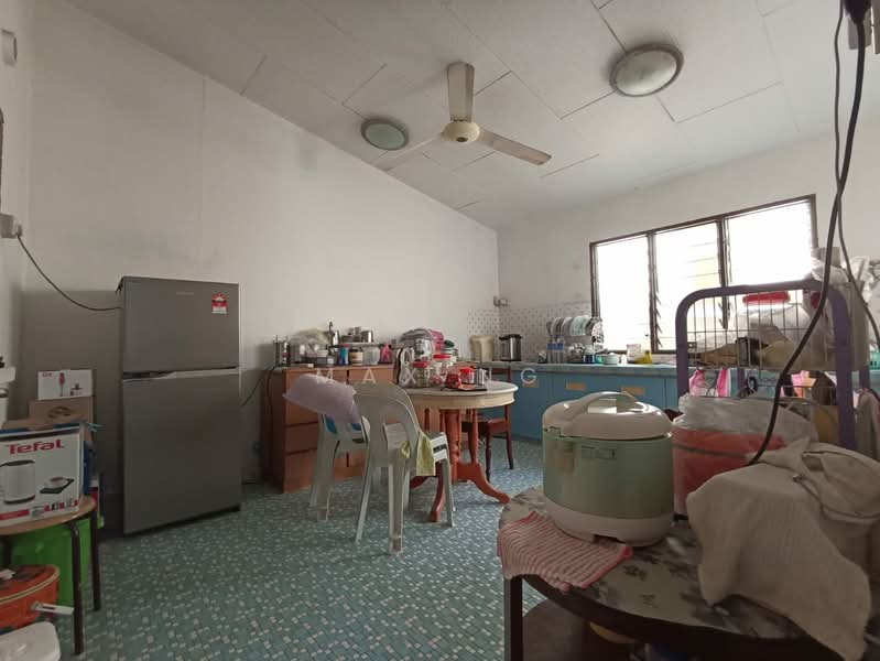 Chee Seng Garden 1sty Semi D 3200sf Tanjung Bunga untuk Untuk Dijual - RM 1,200,000, Mac 2026 - Kitchen - PropertyGuru.com.my