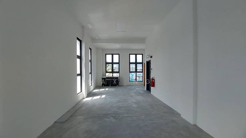 Diamond Valley Brand new 2 Storey Light Industry 3815sf Limited unit untuk Untuk Disewa - RM 10,500 /bulan, Feb 2026 - Corridor - PropertyGuru.com.my
