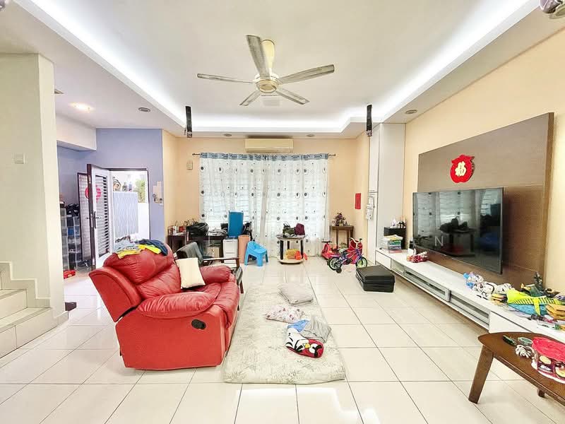 2-storey Terraced House for Sale in Taman Mutiara Indah (Puchong) - Hasliza Hassan - Living Room - PropertyGuru.com.my