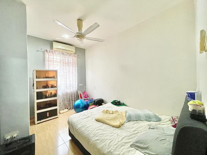 2-storey Terraced House for Sale in Taman Mutiara Indah (Puchong) - Hasliza Hassan - Bedroom - PropertyGuru.com.my