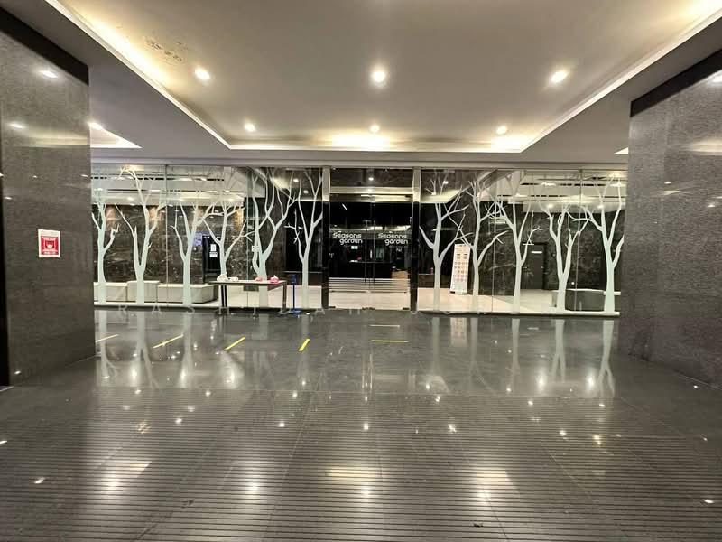 Seasons Garden Residences untuk Untuk Dijual - RM 308,000, Feb 2026 - Entrance - PropertyGuru.com.my