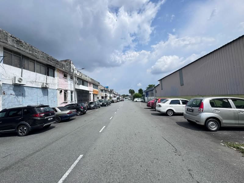 Semi-D Factory for Sale in Taman Universiti (Skudai) - Sausa Lee - Exterior - PropertyGuru.com.my