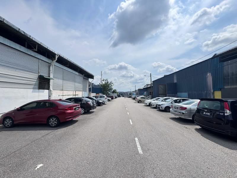 Semi-D Factory for Sale in Taman Universiti (Skudai) - Sausa Lee - Exterior - PropertyGuru.com.my
