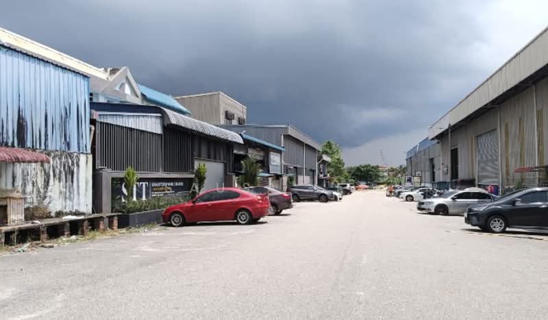 Semi-D Factory for Sale in Taman Universiti (Skudai) - Sausa Lee - Exterior - PropertyGuru.com.my
