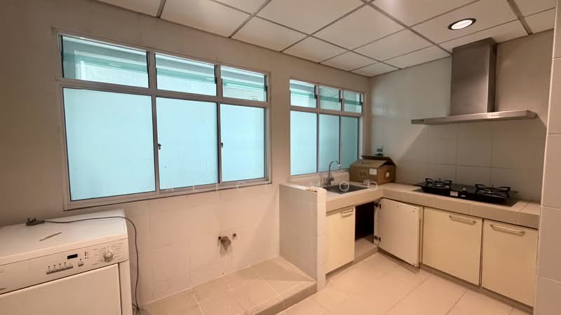 Condominium for Sale at Mont Kiara Banyan - Alice Moo - Kitchen - PropertyGuru.com.my