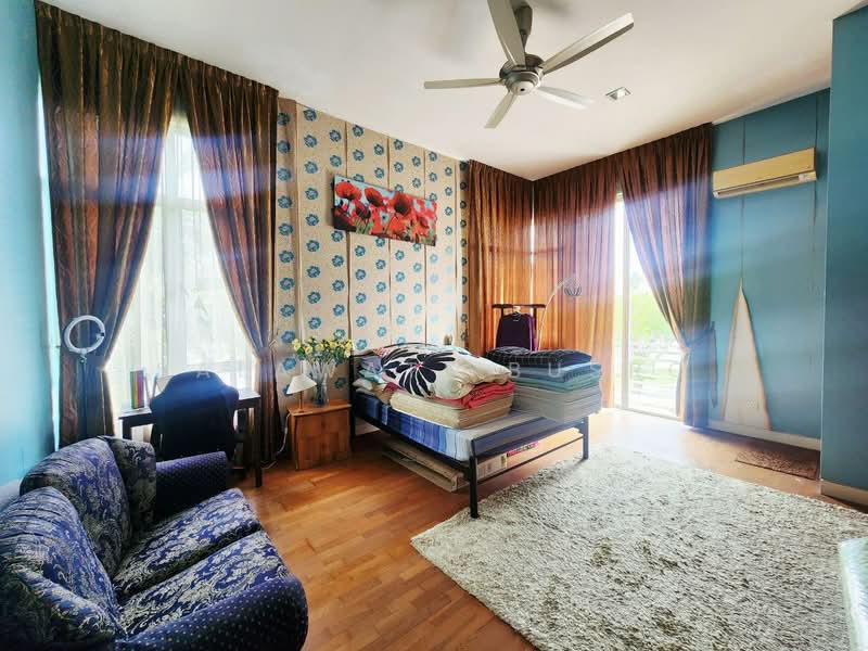 Bungalow Double Storey Laman Seri Seksyen 13 Shah Alam untuk Untuk Dijual - RM 2,450,000, Mac 2026 - Bedroom - PropertyGuru.com.my