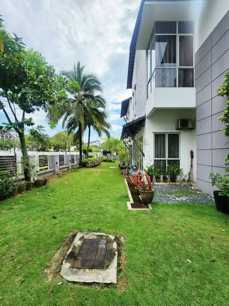 Bungalow Double Storey Laman Seri Seksyen 13 Shah Alam untuk Untuk Dijual - RM 2,450,000, Mac 2026 - Exterior - PropertyGuru.com.my