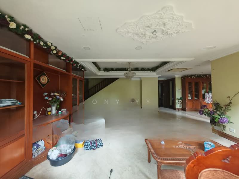 Bungalow for Sale in Presint 10 (Putrajaya) - Tony YY - Living Room - PropertyGuru.com.my