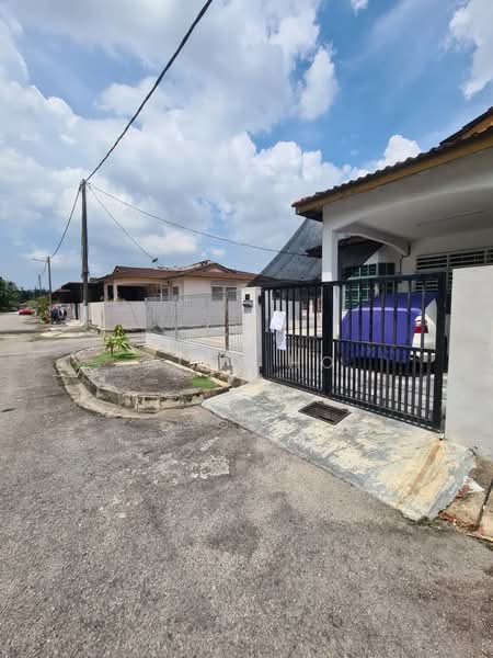 1-storey Terraced House for Sale in Taman Widuri (Sungai Jawi) - Alex Ho - Exterior - PropertyGuru.com.my