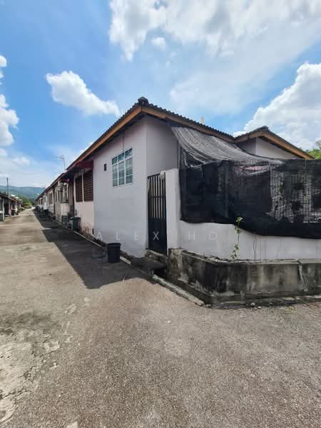 1-storey Terraced House for Sale in Taman Widuri (Sungai Jawi) - Alex Ho - Exterior - PropertyGuru.com.my