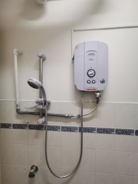 Apartment for Rent at Kenanga Apartments - Sky Lee - Bathroom - PropertyGuru.com.my