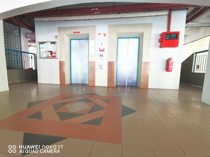 Apartment for Rent at Kenanga Apartments - Sky Lee - Corridor - PropertyGuru.com.my