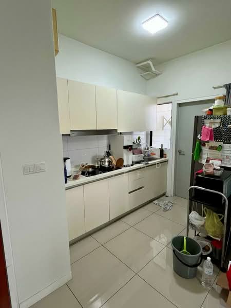 Condominium for Rent at The Greens @ Subang West - Mohamad Ariff - Kitchen - PropertyGuru.com.my