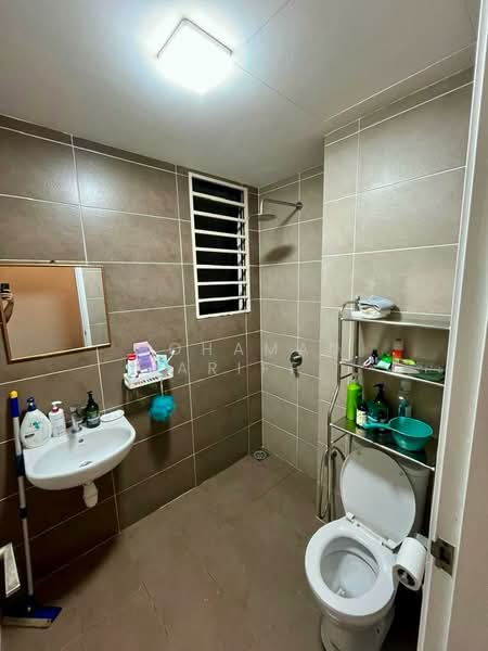 Condominium for Rent at The Greens @ Subang West - Mohamad Ariff - Bathroom - PropertyGuru.com.my
