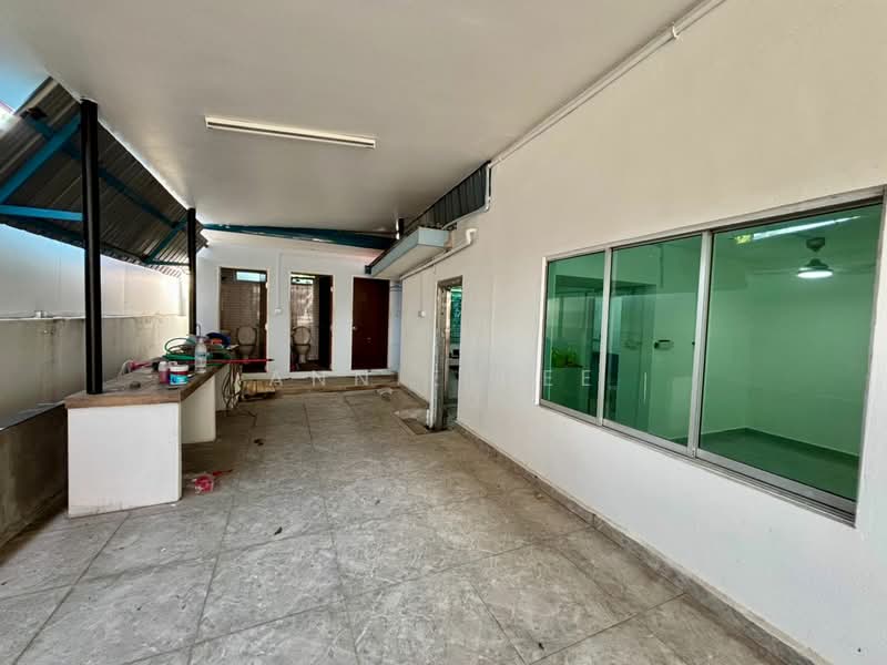 Semi-Detached House for Sale in Kota Kinabalu (Sabah) - Annie Hee - Bathroom - PropertyGuru.com.my