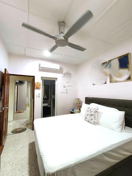 Permas Jaya untuk Untuk Dijual - RM 590,000, Feb 2026 - Bedroom - PropertyGuru.com.my