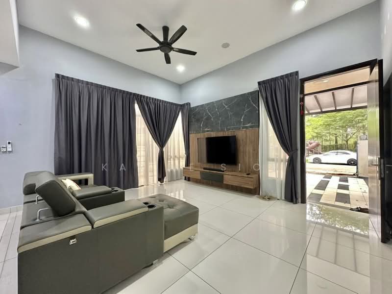 Rumah Kluster untuk Dijual di Horizon Hills (Iskandar Puteri (Nusajaya)) - Karine Sior - Living Room - PropertyGuru.com.my