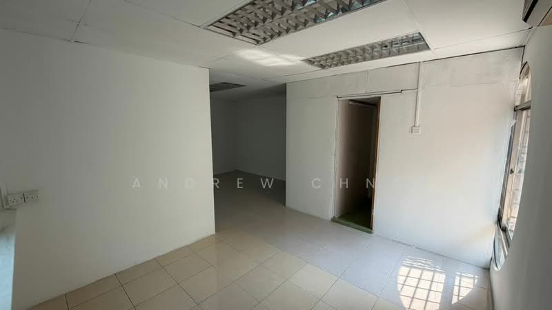 Shop for Rent in SS15 (Subang Jaya) - Andrew Chng - Interior - PropertyGuru.com.my