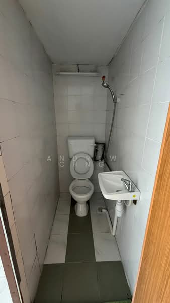 Shop for Rent in SS15 (Subang Jaya) - Andrew Chng - Bathroom - PropertyGuru.com.my