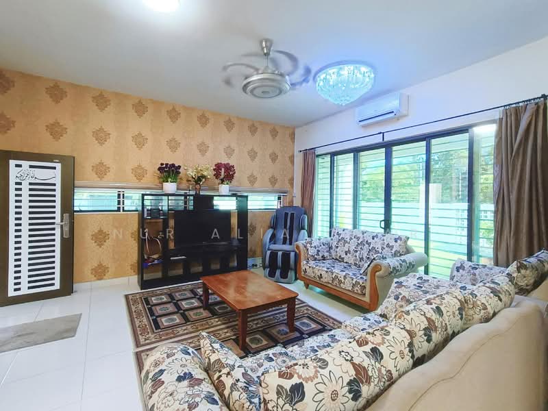 Ivy Terrace, Denai Alam untuk Untuk Dijual - RM 1,080,000, Mac 2026 - Living Room - PropertyGuru.com.my