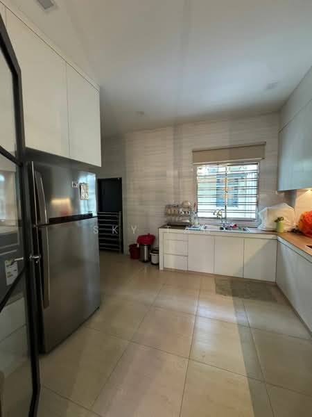 2-storey Terraced House for Sale in Taman Ehsan Jaya (Ulu Tiram) - Sky Tan - Kitchen - PropertyGuru.com.my