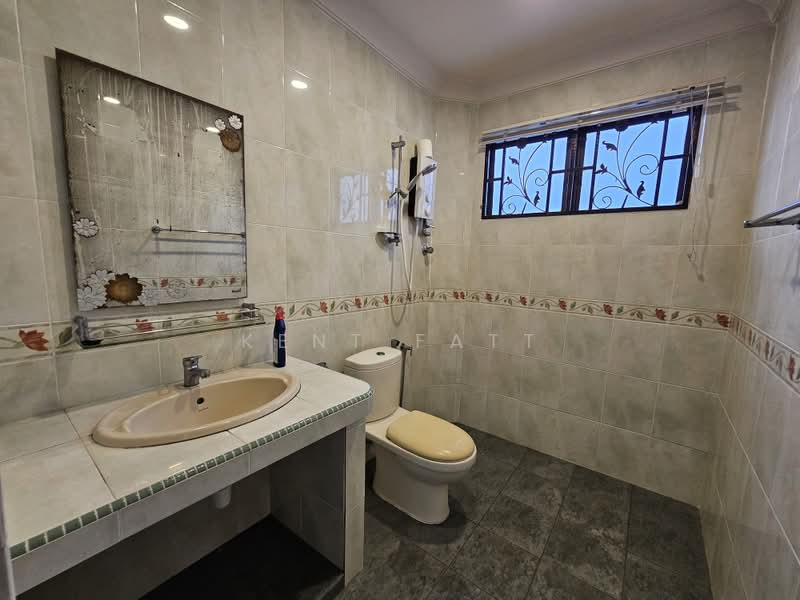 Terraced House for Sale in Taman Cheras (Cheras) - Kent Fatt - Bathroom - PropertyGuru.com.my
