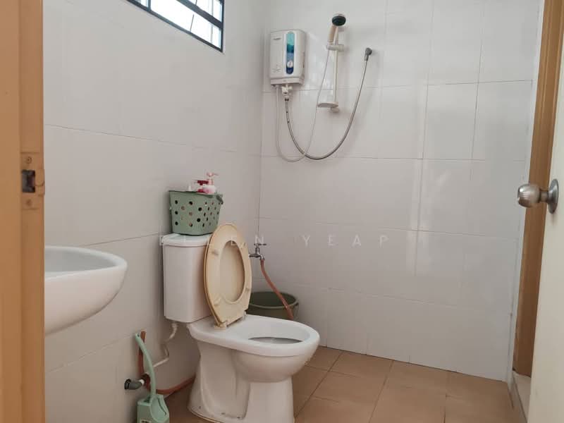 Jalan Mahkota @ Taman Iskandar untuk Untuk Dijual - RM 1,380,000, Feb 2026 - Bathroom - PropertyGuru.com.my