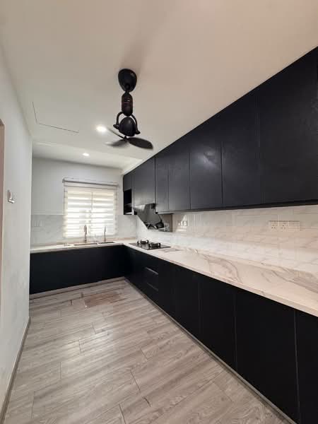Bukit Rahman Putra untuk Untuk Dijual - RM 680,000, Feb 2026 - Kitchen - PropertyGuru.com.my