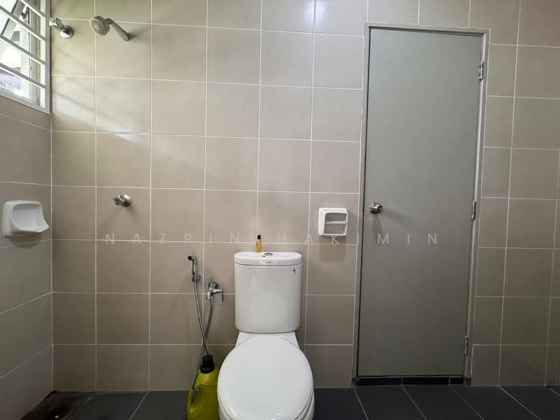 Bukit Rahman Putra untuk Untuk Dijual - RM 680,000, Feb 2026 - Bathroom - PropertyGuru.com.my