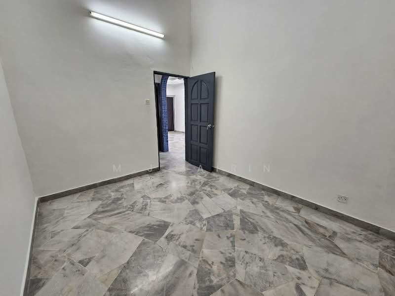 Rumah Teres untuk Dijual di Taman Rakan (Kajang) - M.J Zairin - Interior - PropertyGuru.com.my