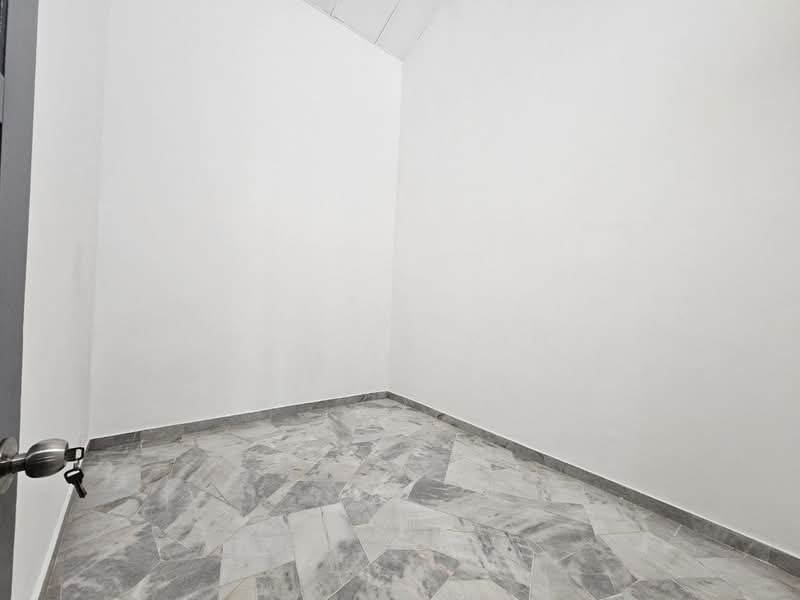 Rumah Teres untuk Dijual di Taman Rakan (Kajang) - M.J Zairin - Interior - PropertyGuru.com.my