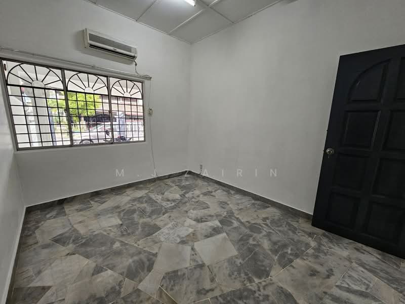 Rumah Teres untuk Dijual di Taman Rakan (Kajang) - M.J Zairin - Interior - PropertyGuru.com.my