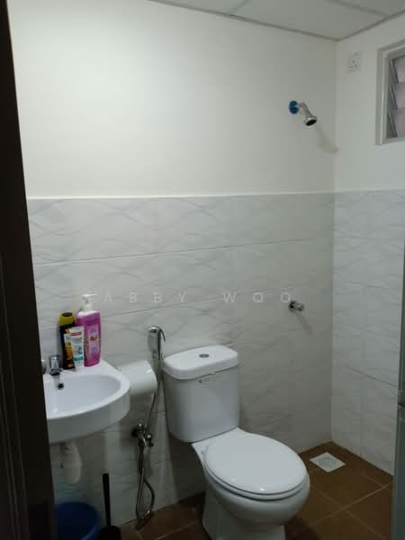 Service Residence for Sale at Sentrovue - Abby Woo - Bathroom - PropertyGuru.com.my