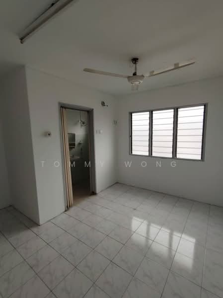 Desa Sri Puteri B untuk Untuk Dijual - RM 208,000, Mac 2026 - Interior - PropertyGuru.com.my