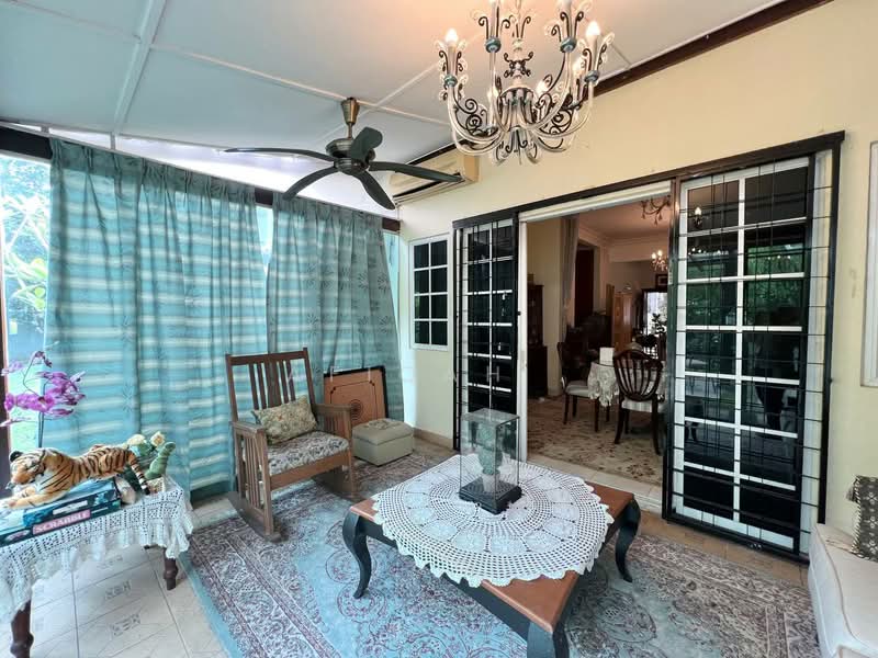 Bungalow for Sale in Seksyen 8 (Kota Damansara) - Afiqah . - Living Room - PropertyGuru.com.my