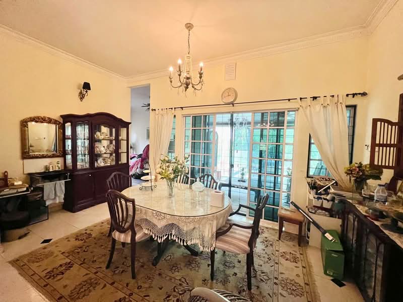 Bungalow for Sale in Seksyen 8 (Kota Damansara) - Afiqah . - Dining Room - PropertyGuru.com.my