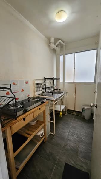 Service Residence for Sale at Sentrovue - Abby Woo - Kitchen - PropertyGuru.com.my