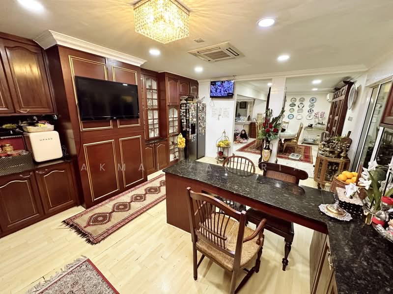 Semi-Detached House for Sale in Subang Jaya (Selangor) - Akmal Zakaria - PropertyGuru.com.my