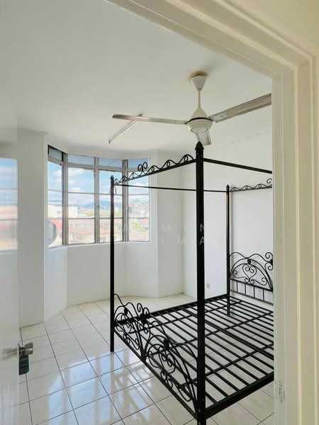 Apartment for Sale at Putra Laksamana - Yasmin Sulaiman - PropertyGuru.com.my