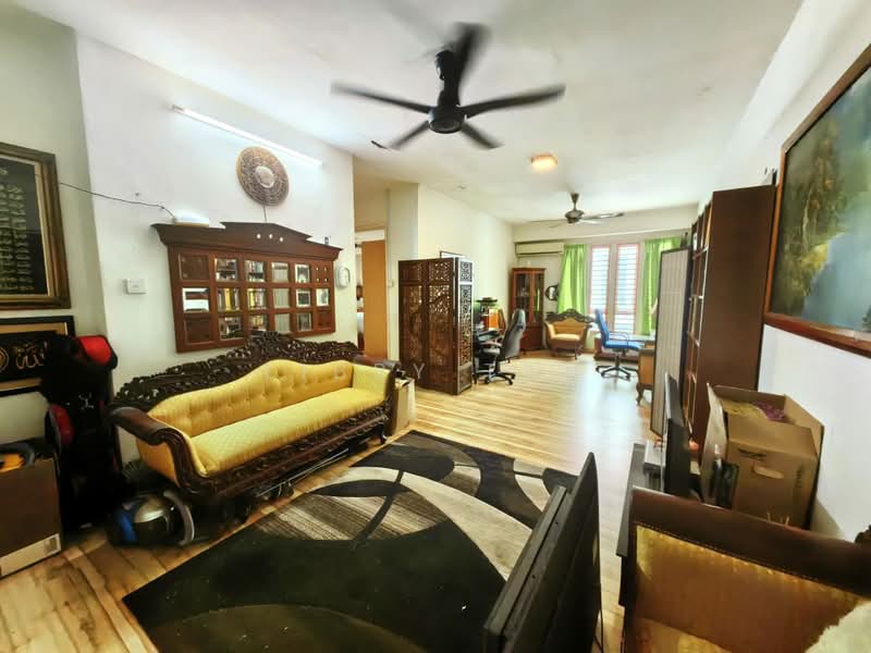 Taman Mutiara Gombak untuk Untuk Dijual - RM 1,660,000, Feb 2026 - Living Room - PropertyGuru.com.my